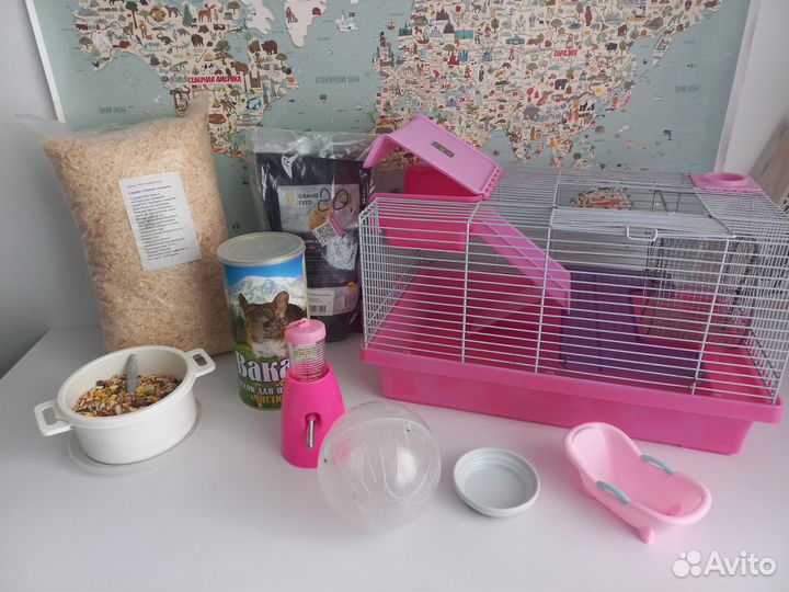 Клетка для хомяка со всем необходимым