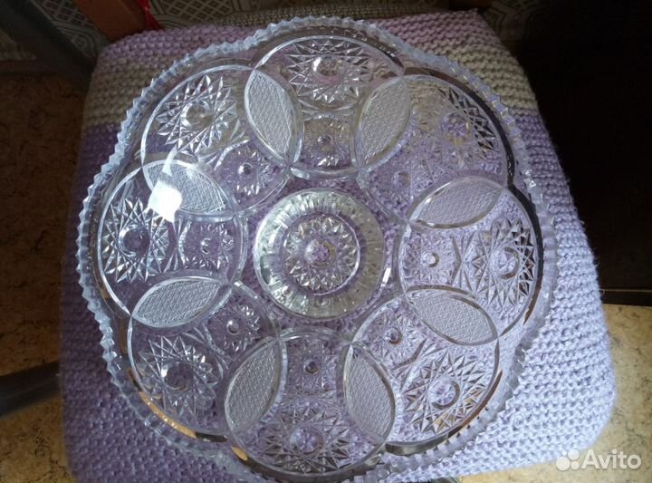 Продаю вазу хрустальную 1980-х