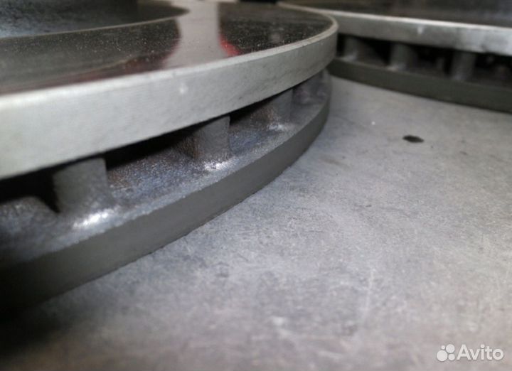 Комплект тормозов Jeep Grand Cherokee SRT 8 6.4