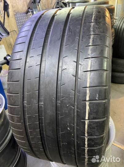 Michelin Pilot Super Sport 285/40 R19 103Y