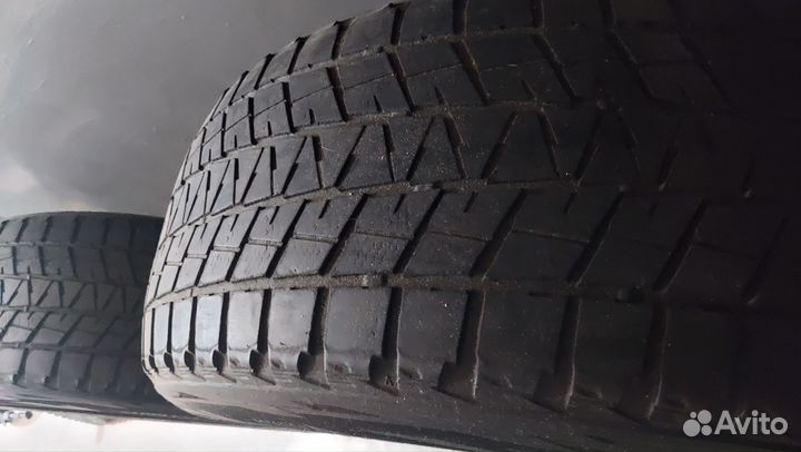 Bridgestone Blizzak LT 255/55 R20