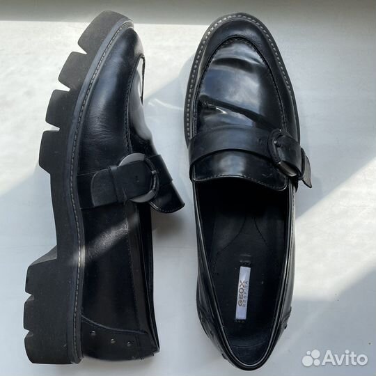 Лоферы geox черные кожа 39