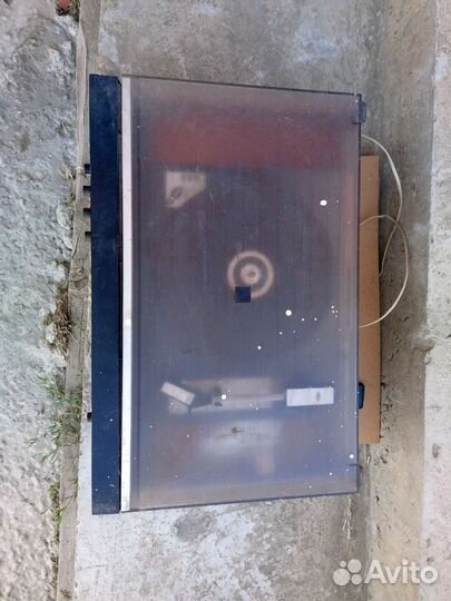 Проигрыватель винила Вега