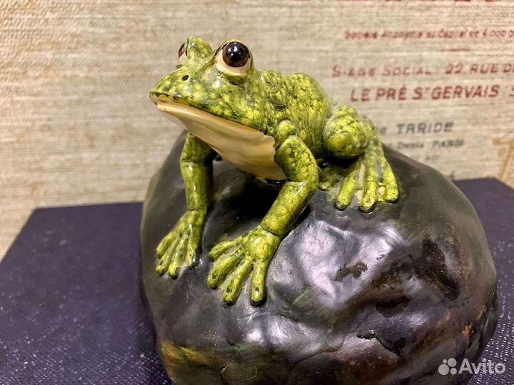 Садовая фигурка Лягушки