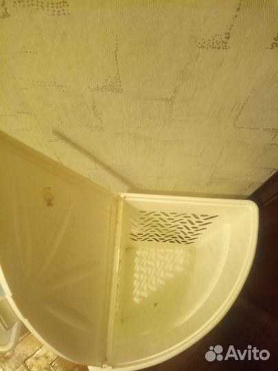 Корзина для белья угловая