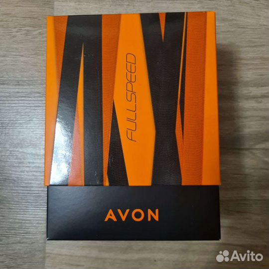 Мужской парфюмерный набор avon