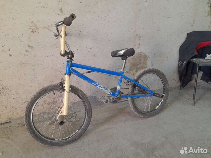 Трюковой велосипед bmx