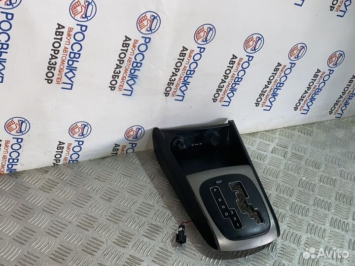 Накладка селектора АКПП Hyundai i30 (FD) I рестайл