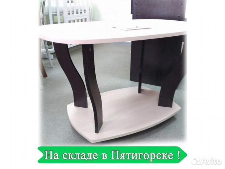 Журнальный столик 3