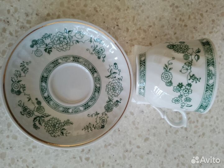 Фарфоровый кофейный сервиз на 6 персон