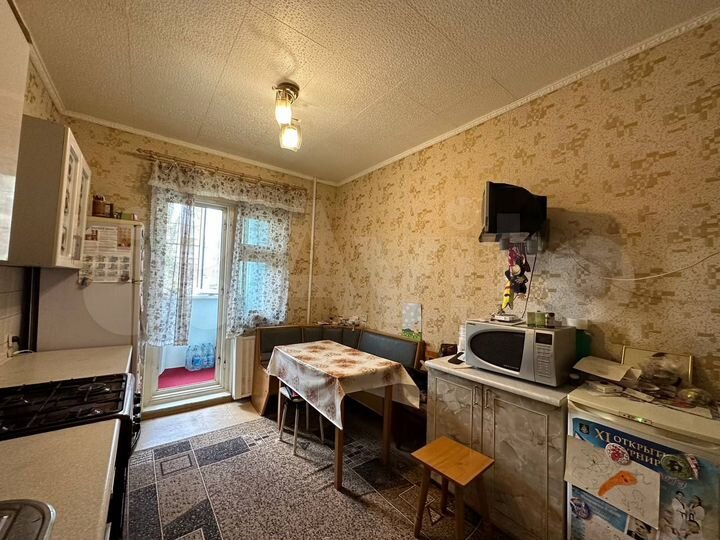 4-к. квартира, 93 м², 5/6 эт.