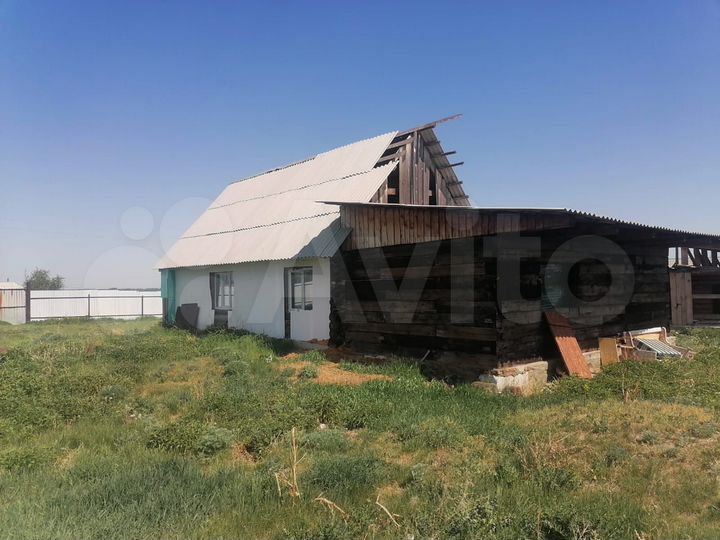 Дом 109 м² на участке 12 га