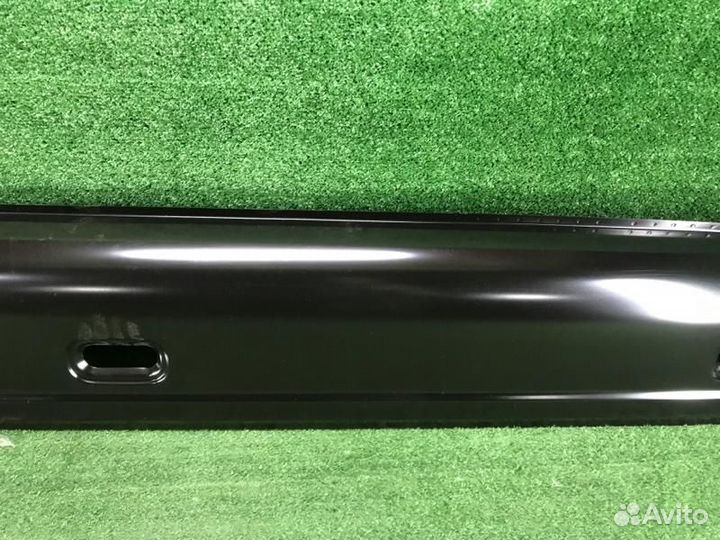 Молдинг крыши (лев/прав) Mercedes-Benz G-Class