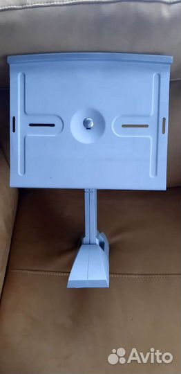 Навесная поворотная металлическая полка