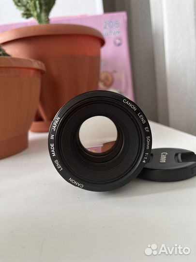 Объектив Canon 50mm 1 4
