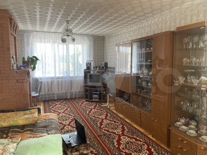 Дом 270 м² на участке 39 сот.