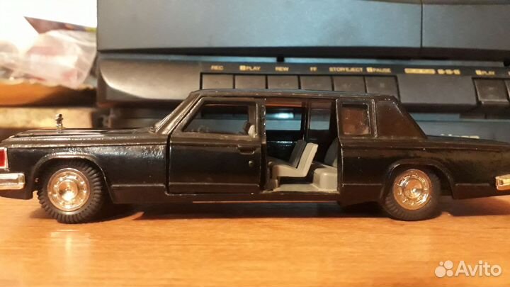Модель автомобиля ЗИЛ115 1.43