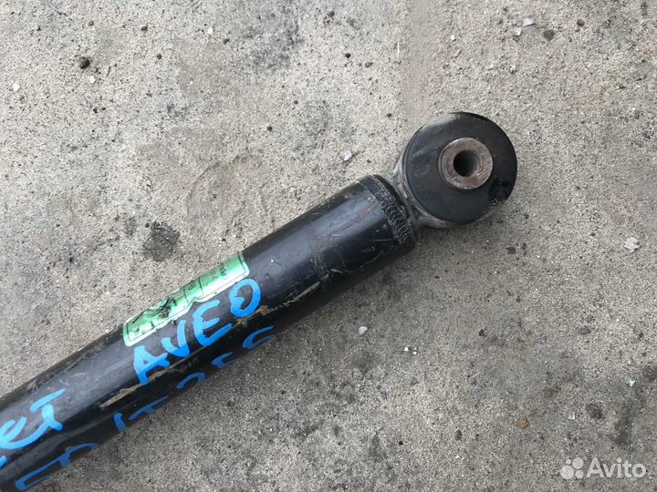 Задняя стойка амортизатор Chevrolet Aveo T250 Vida