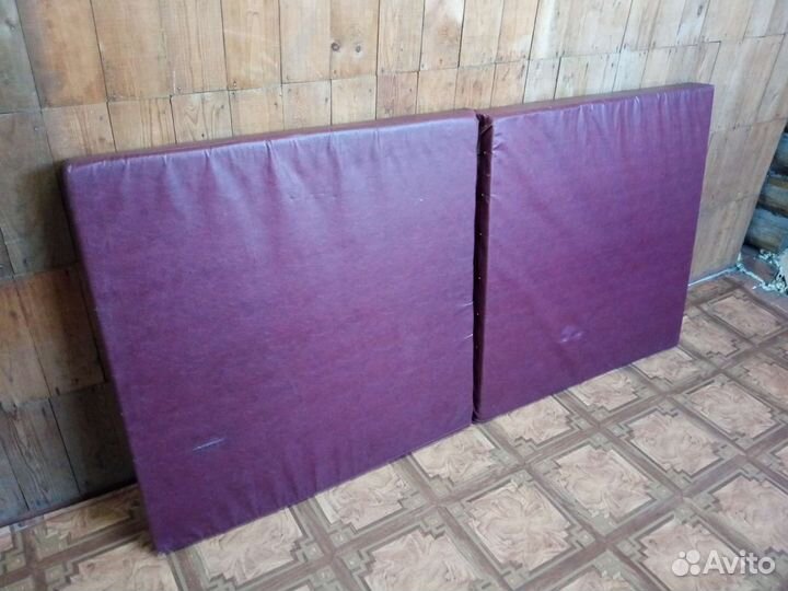 Мат гимнастический складной