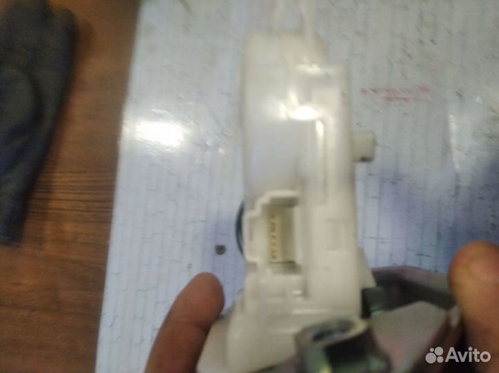 Замок багажника Subaru Forester S12 S13 Impreza