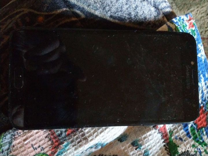 Телефон Samsung