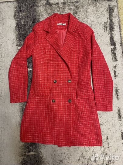 Костюм женский с юбкой