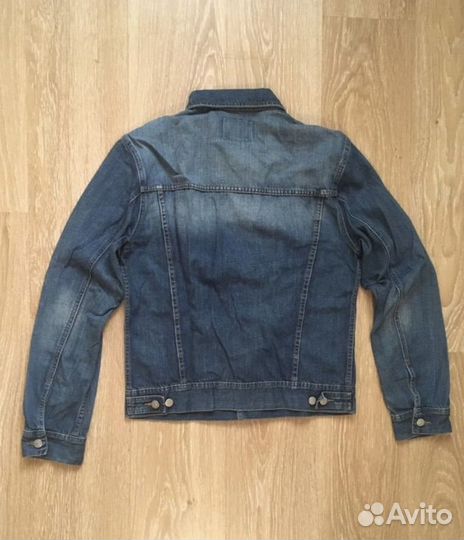 Джинсовка Sisley (M) оригинал levis gap jack jones