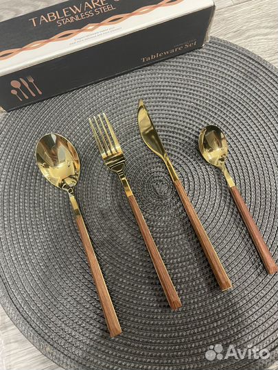 Набор столовых приборов на 6 персон