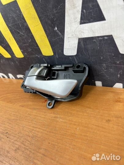 Ручка двери внутренняя задняя левая Kia Sorento