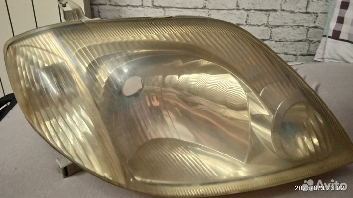 Фара Toyota Corolla NZE121, правая в Иркутске