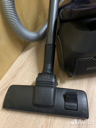 Пылесос Samsung 2000w