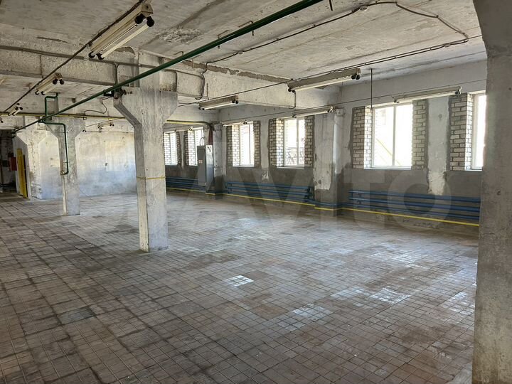 Отапливаемое помещение 900 м²