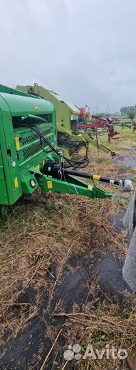 Пресс-подборщик John Deere Пресс-подборщик 8 series, 2017