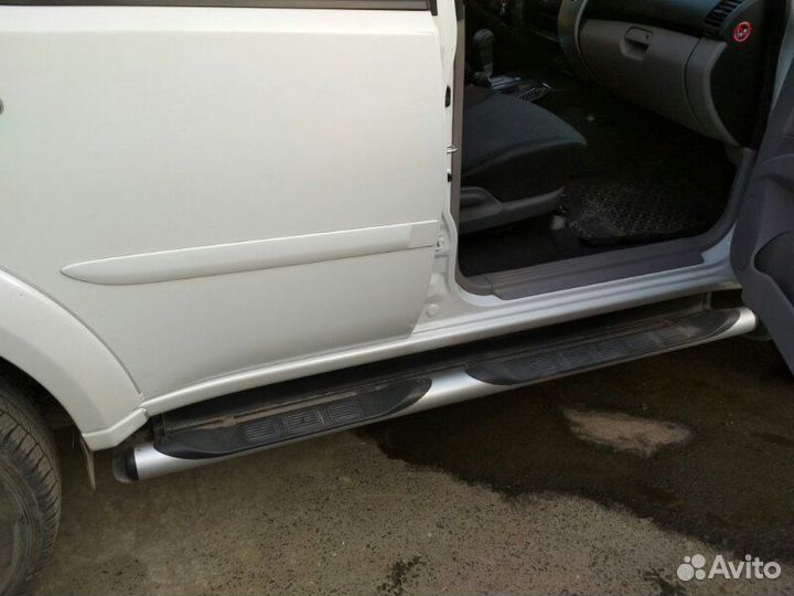 Порог кузовной правый Mitsubishi Pajero Sport KHO