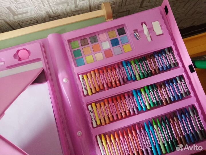 Набор для рисования в чемоданчике