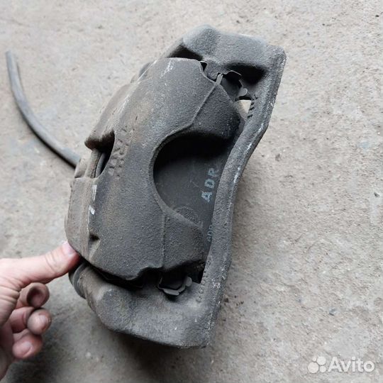 Левый суппорт nissan almera g15