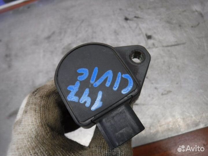 Катушка зажигания Honda Civic D16V 2003