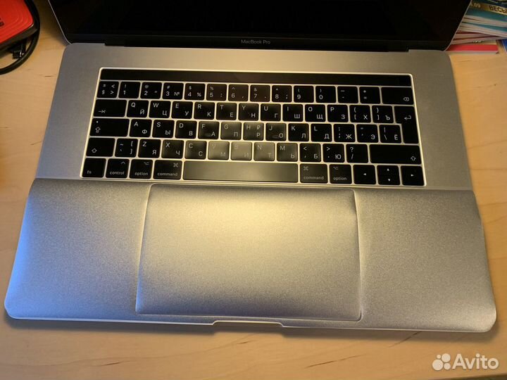 Наклейка MacBook Pro 15 (a1707, a1990)