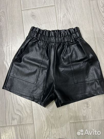 Шорты кожаные