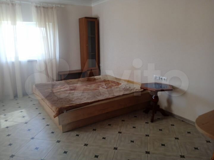 Дом 35 м² на участке 2 сот.