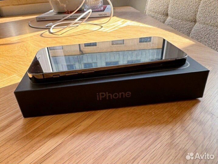 iPhone 12 Pro, 256 ГБ