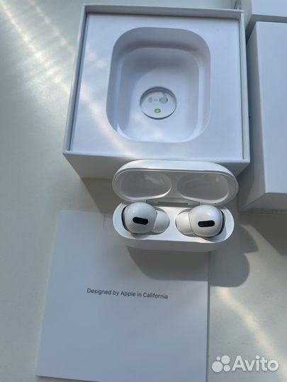 Наушники Apple AirPods Pro
