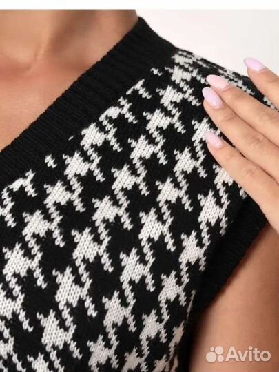 Новый жилет женский для школы офиса