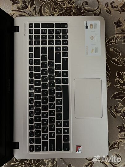 Ноутбук asus