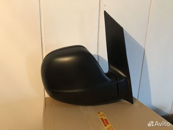 Зеркало правое Мерседес Вито 639