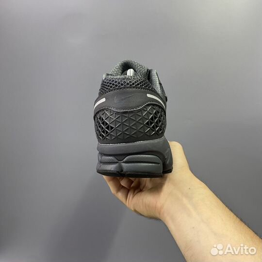 Кроссовки мужские Nike Zoom Vomero 5 Anthracite