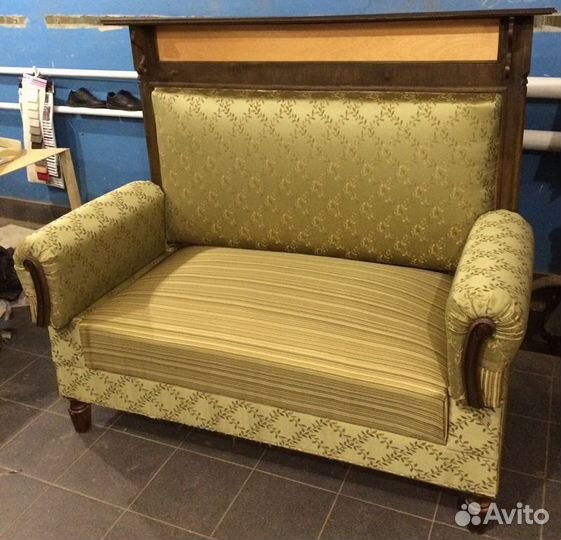 Сталинский диван.Перетяжка включена