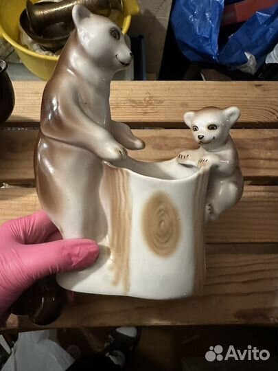 Статуэтка карандашница медведица с медвежонком