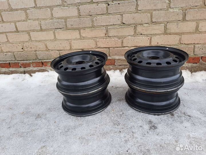 Штампованные диски Хендай, Киа R-15