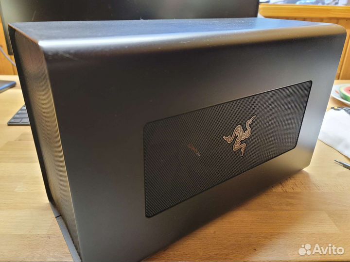 Egpu Razer Core X (Mod.) + Corsair CX750M